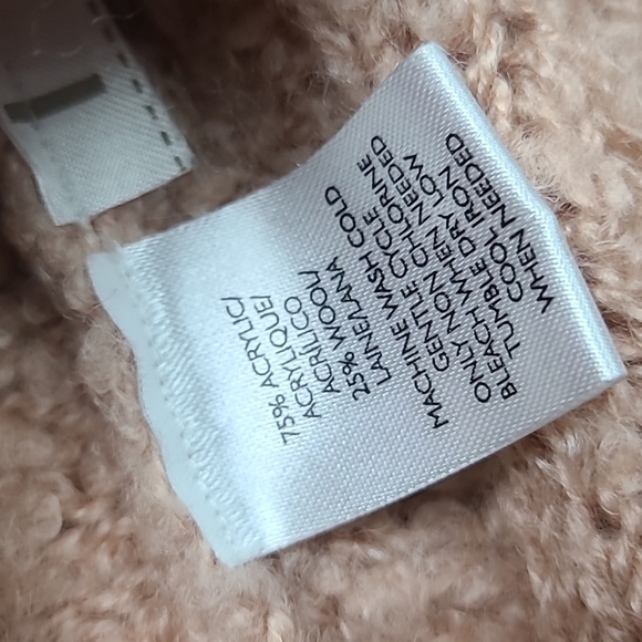 Lou & Grey Wool Blend Pink Poncho Style Pullover Sweater Size Medium/Large - Picture 6 of 9